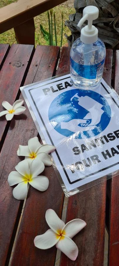 Chez Lester Baie Sainte Anne Екстериор снимка